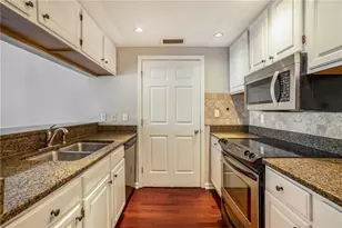 3481 Lakeside Dr NE, Atlanta, GA 30326 - Photo 15