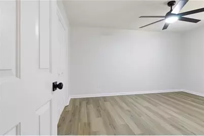 1124 Creatwood Place SE, Smyrna, GA 30080 - Photo 17