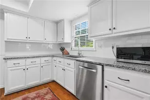 1649 Womack Rd, Dunwoody, GA 30338 - Photo 15