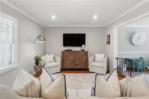 1649 Womack Rd, Dunwoody, GA 30338 - Photo 9