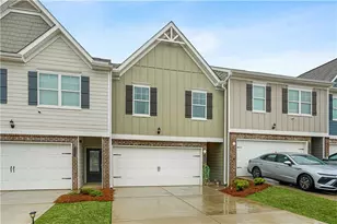 11649 Mendenhall Ct, Hampton, GA 30228 - Photo 3