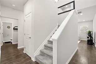 153 Auburn Crossing Dr, Auburn, GA 30011 - Photo 3