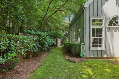 2577 Red Valley Road NW, Atlanta, GA 30305 - Photo 35