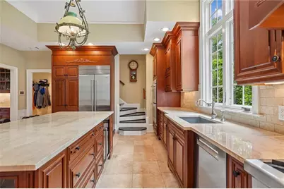105 Wilderbluff Court, Atlanta, GA 30328 - Photo 19