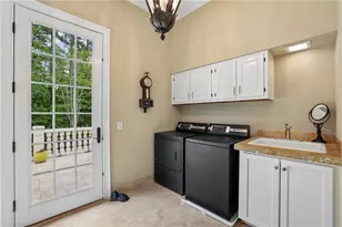 105 Wilderbluff Ct, Atlanta, GA 30328 - Photo 45