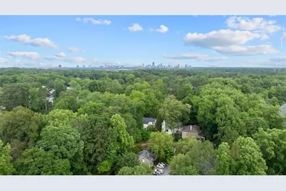 1069 Woodbridge Hollow NE, Atlanta, GA 30306 - Photo 19