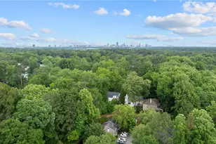 1069 Woodbridge Hollow NE, Atlanta, GA 30306 - Photo 19
