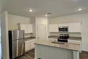 326 Silverton Dr, Dacula, GA 30019 - Photo 3
