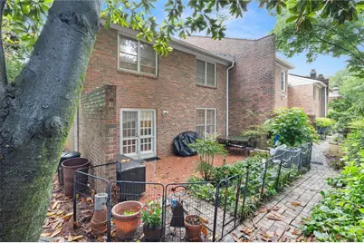 1105 Clairemont Avenue #A, Decatur, GA 30030 - Photo 31
