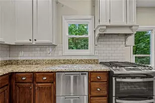 230 Wentworth Dr, Holly Springs, GA 30114 - Photo 9