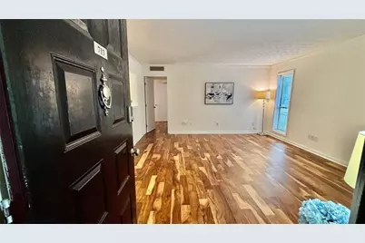 713 Summit North Drive NE #713, Atlanta, GA 30324 - Photo 3