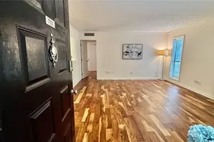 713 Summit N Dr NE, Atlanta, GA 30324 - Photo 3