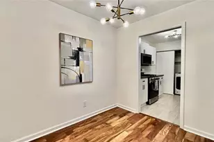 713 Summit N Dr NE, Atlanta, GA 30324 - Photo 9
