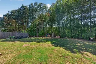 9669 Ivey Ridge Cir, Jonesboro, GA 30238 - Photo 15