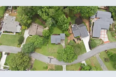 4125 Lakeshore Way NE, Marietta, GA 30067 - Photo 11