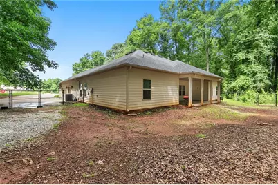 537 Forest Path, Jefferson, GA 30549 - Photo 43