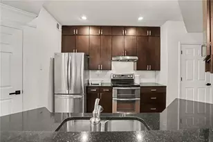 2700 NE Pine Tree Road NE, Atlanta, GA 30324 - Photo 9