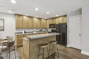 208 Madison Ln, Smyrna, GA 30080 - Photo 3