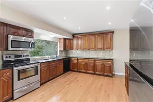 3279 Guynelle Dr, Marietta, GA 30066 - Photo 11