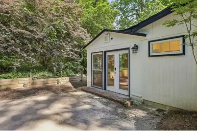 2056A Abby Lane NE, Atlanta, GA 30345 - Photo 35