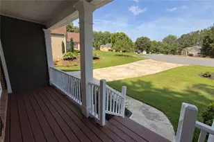 5706 Amberside Ln, Sugar Hill, GA 30518 - Photo 9