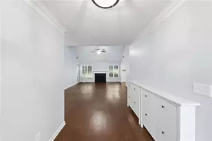 685 Hunters Creek Ln, Lawrenceville, GA 30043 - Photo 7