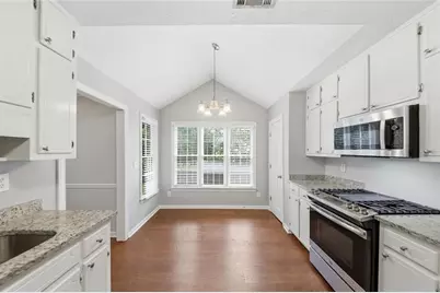 685 Hunters Creek Lane, Lawrenceville, GA 30043 - Photo 13