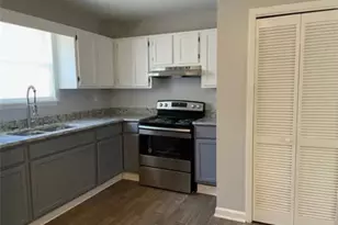 6504 Buffington Rd, Union City, GA 30291 - Photo 5