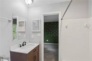 441 Village Green Ct SW, Lilburn, GA 30047 - Photo 35