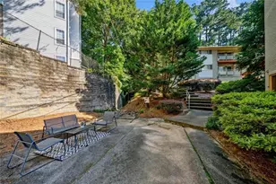 3048 Briarcliff Rd NE, Atlanta, GA 30329 - Photo 25
