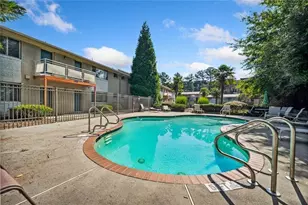 3048 Briarcliff Rd NE, Atlanta, GA 30329 - Photo 23