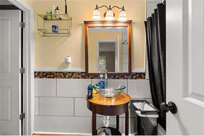 2888 Carrousel Court, Stone Mountain, GA 30087 - Photo 19
