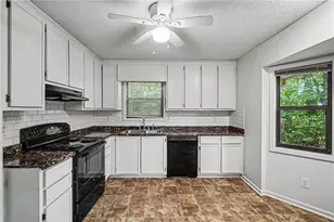 4471 Ambras Way NW, Kennesaw, GA 30152 - Photo 5