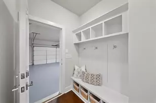 6083 Boylston Dr, Sandy Springs, GA 30328 - Photo 11