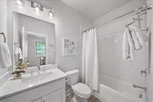 6083 Boylston Dr, Sandy Springs, GA 30328 - Photo 9