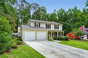 235 Barrington Dr E, Roswell, GA 30076 - Photo 3