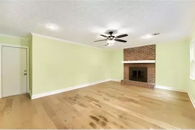 235 Barrington Drive E, Roswell, GA 30076 - Photo 13
