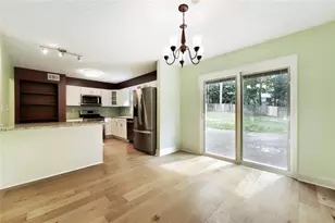 235 Barrington Dr E, Roswell, GA 30076 - Photo 17