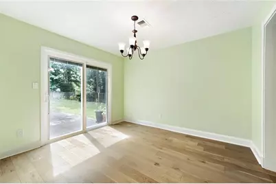 235 Barrington Drive E, Roswell, GA 30076 - Photo 15