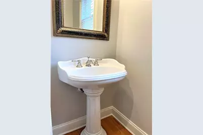 895 Lenox Ct NE, Atlanta, GA 30324 - Photo 17