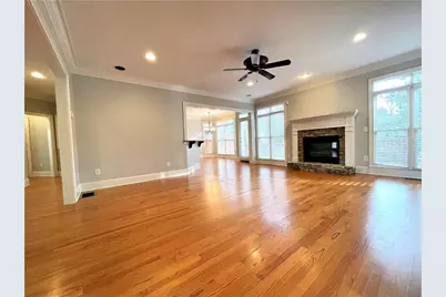 895 Lenox Ct NE, Atlanta, GA 30324 - Photo 7