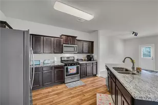 439 Fall Ct, Pendergrass, GA 30567 - Photo 7
