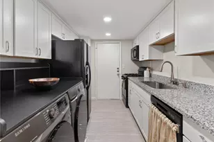 6851 Roswell Rd, Atlanta, GA 30328 - Photo 9