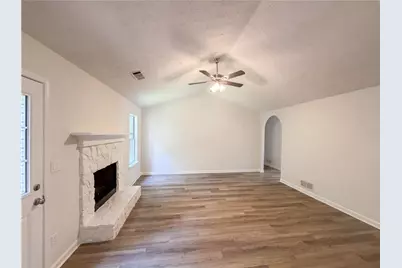 2081 Bay Court, Monroe, GA 30655 - Photo 7