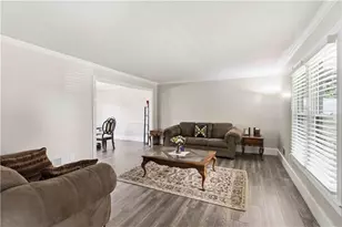 1539 Ridgeland Ct SW, Lilburn, GA 30047 - Photo 11