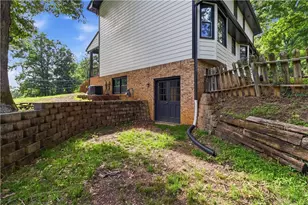 1539 Ridgeland Ct SW, Lilburn, GA 30047 - Photo 43