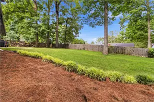 1539 Ridgeland Ct SW, Lilburn, GA 30047 - Photo 45