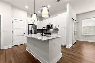 2648 Sandy Plains Rd, Marietta, GA 30066 - Photo 3