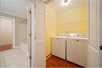 300 Brickleberry Drive, Roswell, GA 30075 - Photo 33