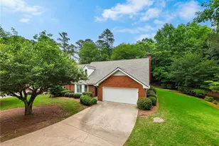 300 Brickleberry Dr, Roswell, GA 30075 - Photo 1